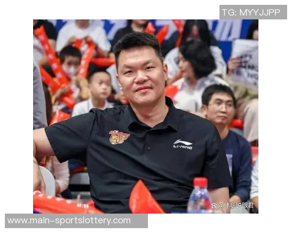 广州男篮国内小将表现出色赢球不靠外援却看他俩