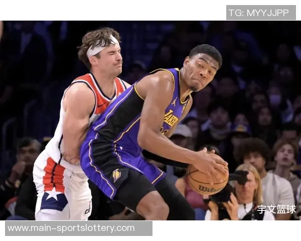 日本篮球再收利好！八村垒整个夏天跟詹姆斯特训，未来可期