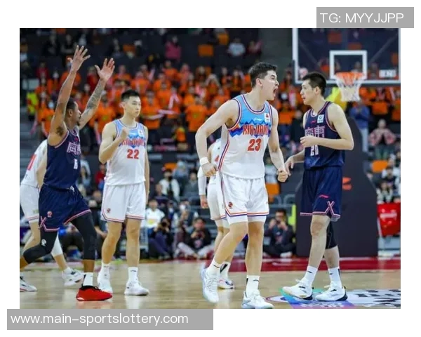 新疆篮球队迎新变局:外援调整背后的深度思考 新疆篮球队迎新变局:外援调整背后的深度思考