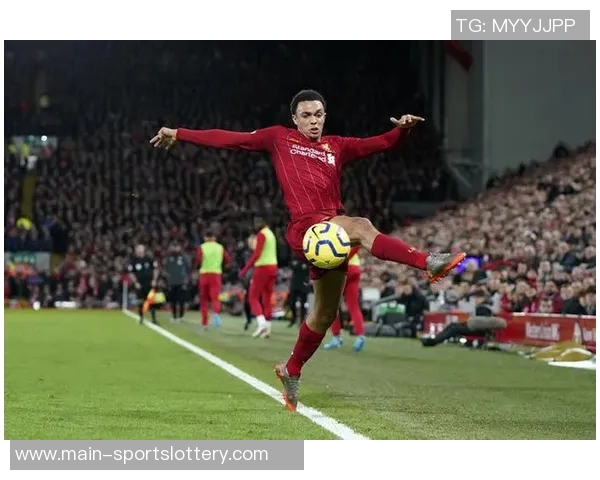 TA跟队:阿诺德左腿筋受伤,将在未来几天内接受检查 TA跟队:阿诺德左腿筋受伤,将在未来几天内接受检查