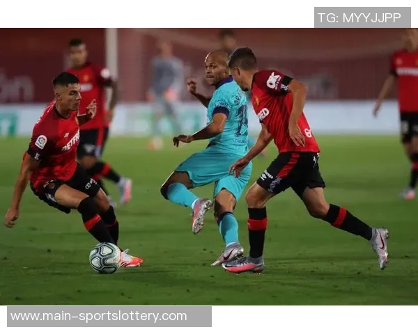 即将加盟马略卡,19岁前锋比尔希利告别巴萨 即将加盟马略卡,19岁前锋比尔希利告别巴萨